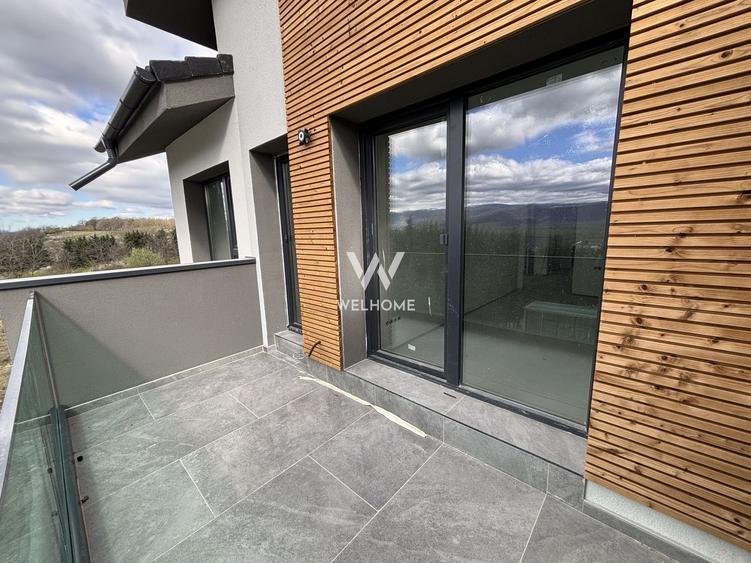 Apartament cu 3 camere decomandat în Exterior Vest