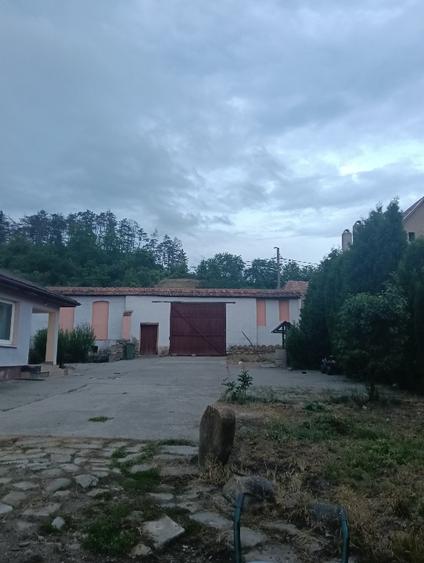 Casă individuală cu 4 camere cu Teren 1439 Mp în Saschiz
