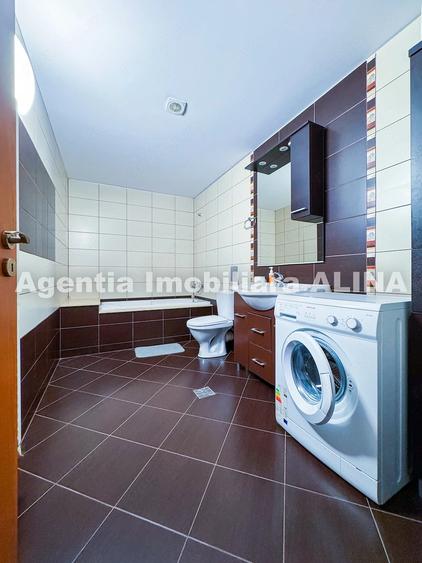 Garsonieră decomandată în Piața Centrală