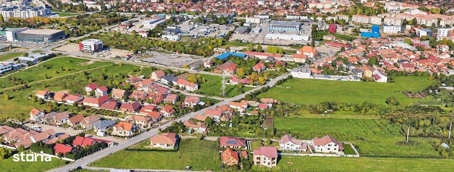 Teren de 1300 mp, în Nufărul