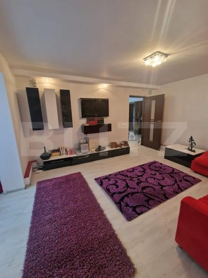 Apartament cu 3 camere decomandat, mobilat în Nord-Est