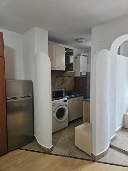 Garsonieră decomandată în Exterior Vest