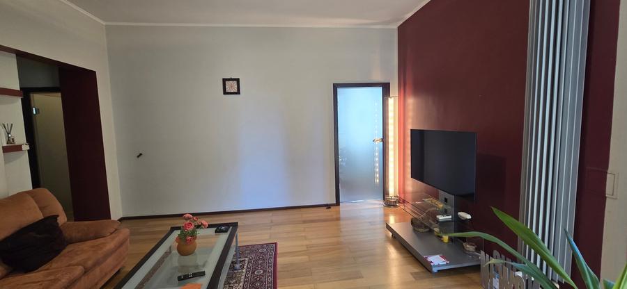 Apartament cu 3 camere semidecomandat în Cișmigiu