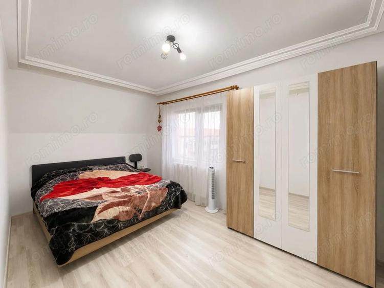 Apartament cu 3 camere semidecomandat, mobilat în Girocului