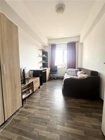 Casă individuală cu 4 camere cu Canalizare în Inel II