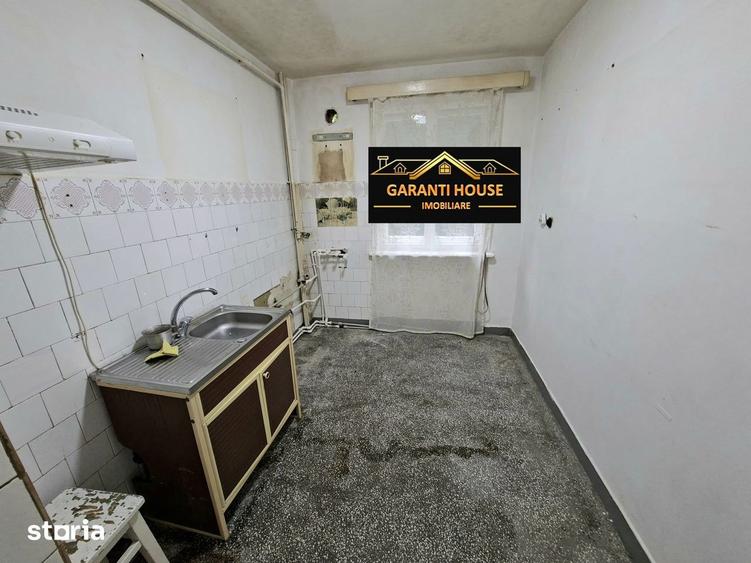 Apartament cu 2 camere semidecomandat în Săsar