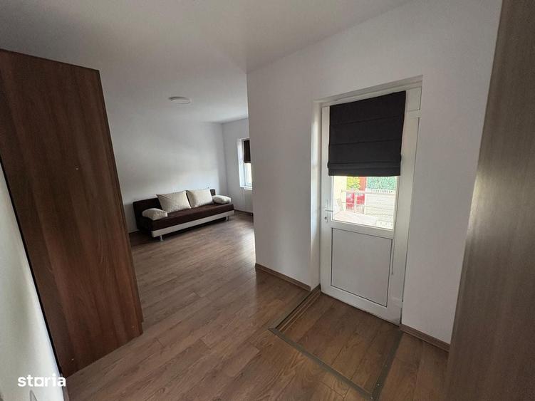 Apartament cu 3 camere în Dumbrăvița