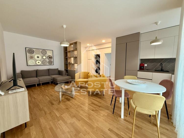 Apartament cu 2 camere decomandat, mobilat în Central