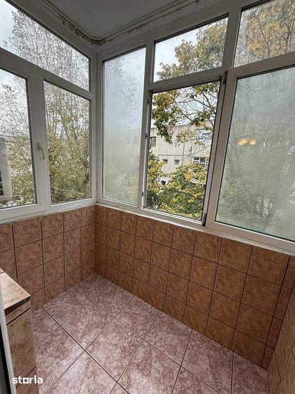 Apartament cu 2 camere semidecomandat în Tomis III