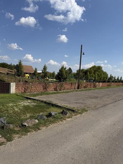 Spațiu comercial, în Căciulați