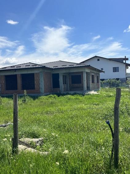Casă cu 4 camere în Simila