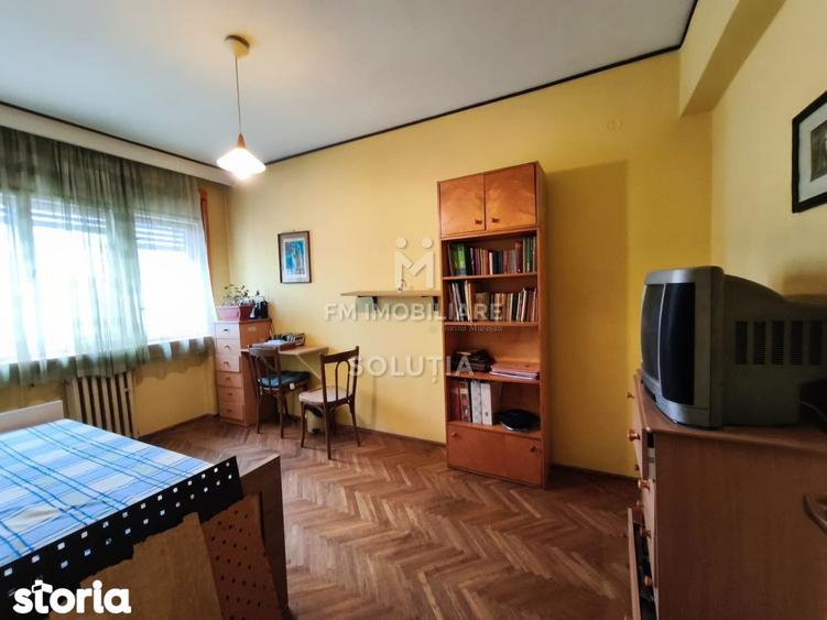 Apartament cu 3 camere decomandat în Orașul Vechi