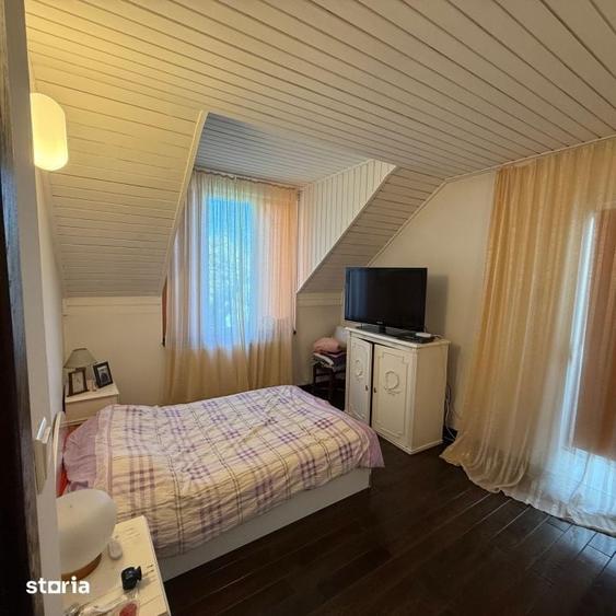 Casă cu 5 camere cu Teren 1500 Mp în Valea Borcutului