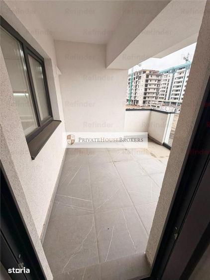 Apartament cu 3 camere semidecomandat în Central
