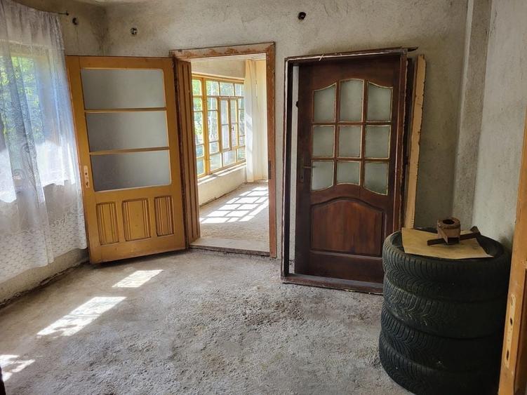 Casă cu 4 camere în Măgureni