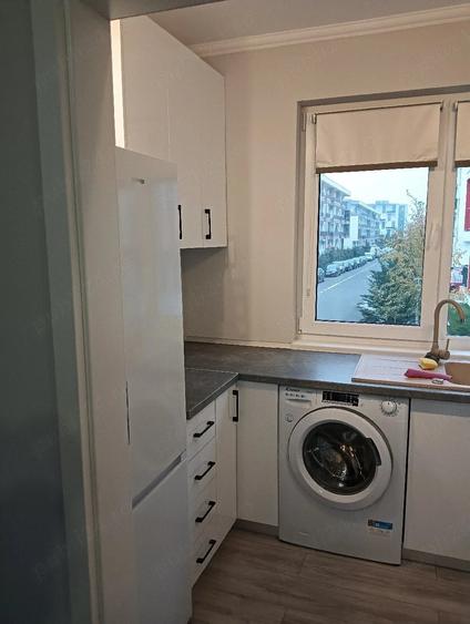Apartament cu 2 camere semidecomandat în Florești