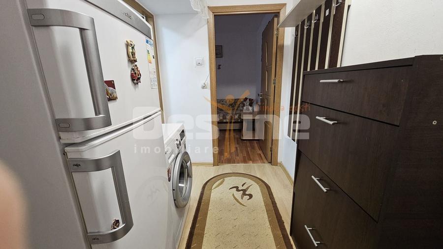 Apartament cu 2 camere decomandat în Universitate