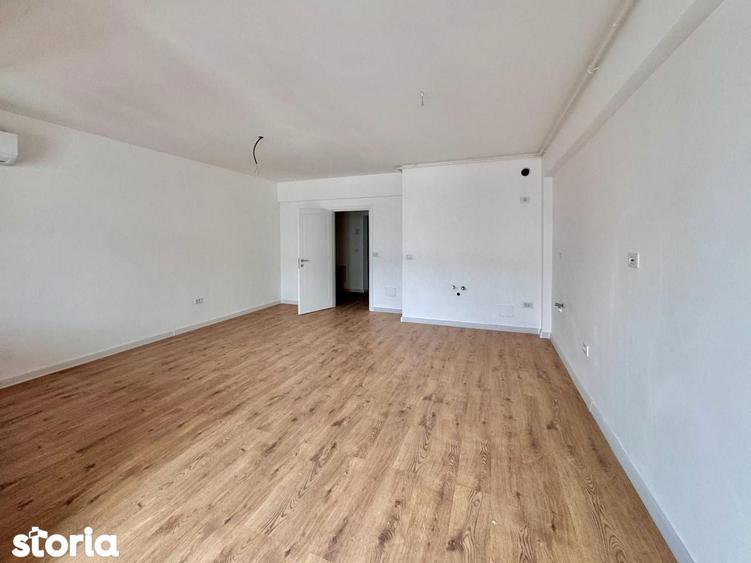 STUDIO PIPERA / ROND OMV / PARCARE INCLUSA / IVORY / NORD / BLOC NOU - 12