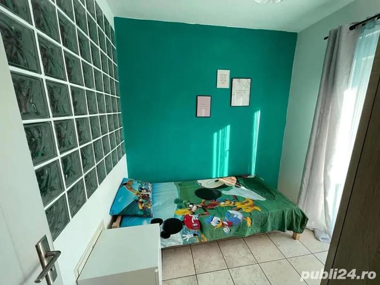 Apartament cu 2 camere decomandat în Aradului