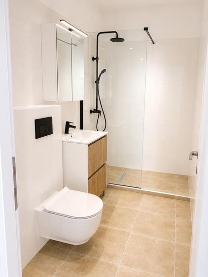 Apartament cu 3 camere decomandat în Sânpetru