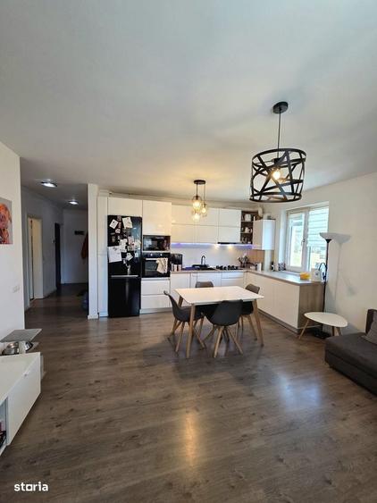 Apartament cu 3 camere în Florești
