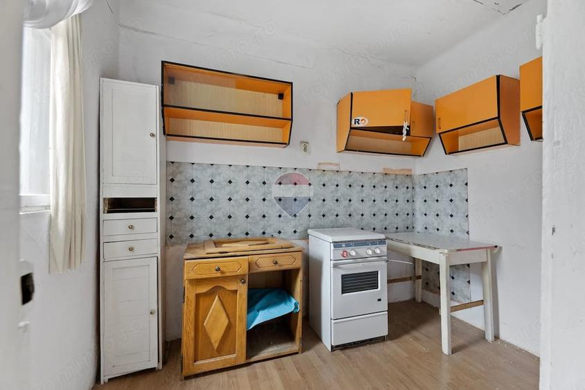 Casă cu 3 camere cu Teren 1480 Mp în Gai