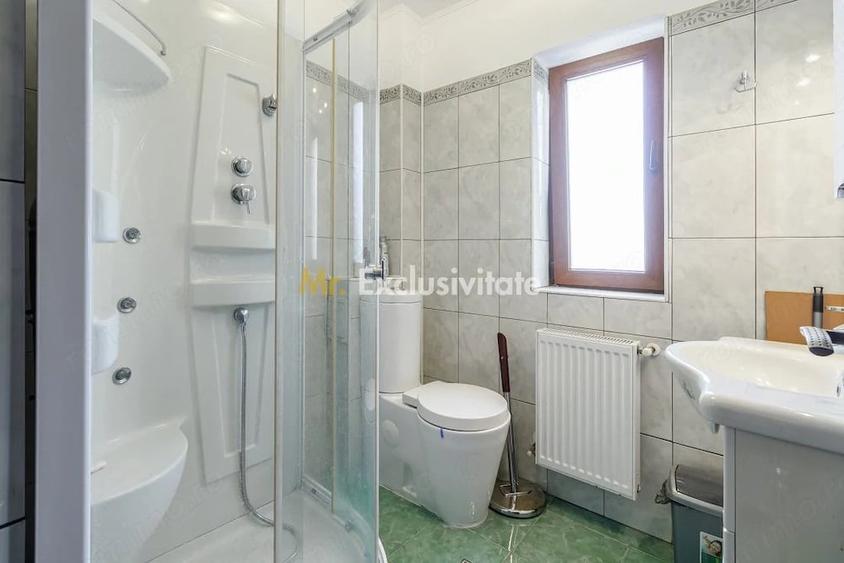 Casă cu 4 camere cu Teren 186.33 Mp în 1 Decembrie