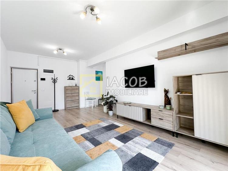 Apartament cu 2 camere semidecomandat în Central