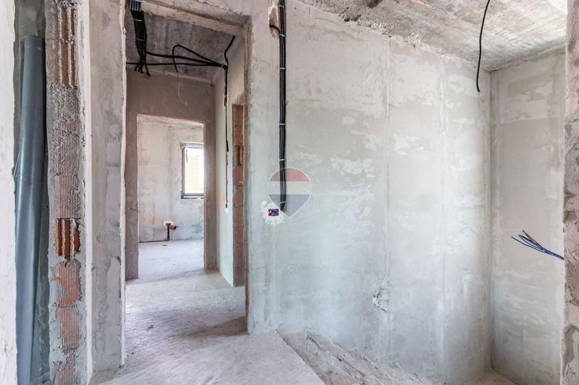 Casă individuală cu 4 camere cu Teren 701 Mp în Corbeanca