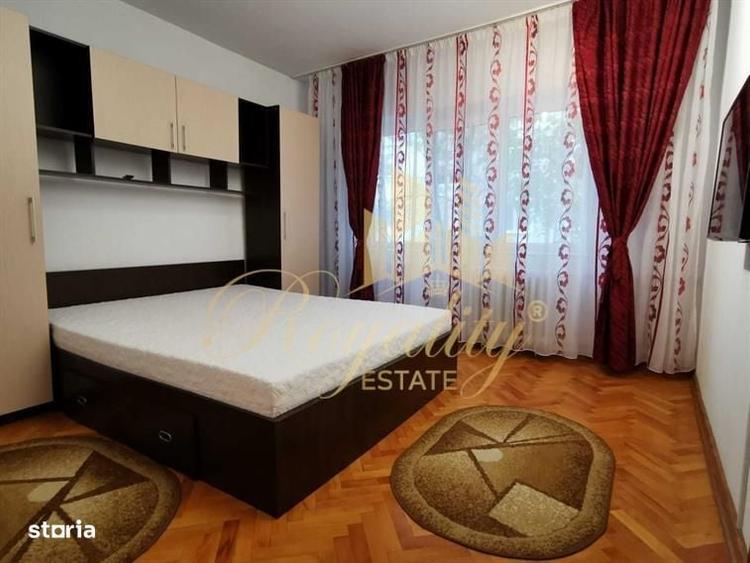 Apartament cu 2 camere decomandat în Soarelui