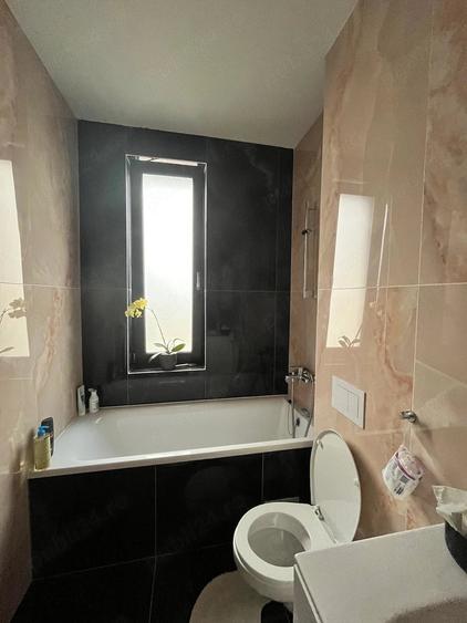 Casă cu 4 camere cu Teren 300 Mp în Exterior Vest