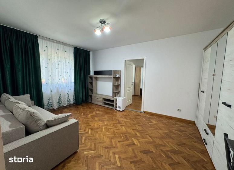 Apartament cu 2 camere în Podu Roș