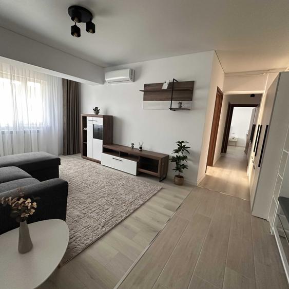 Apartament cu 2 camere semidecomandat în Tătărași