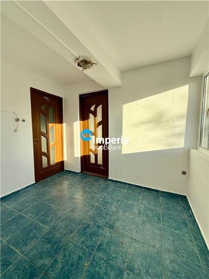 Casă cu 3 camere cu Teren 800 Mp în Curături