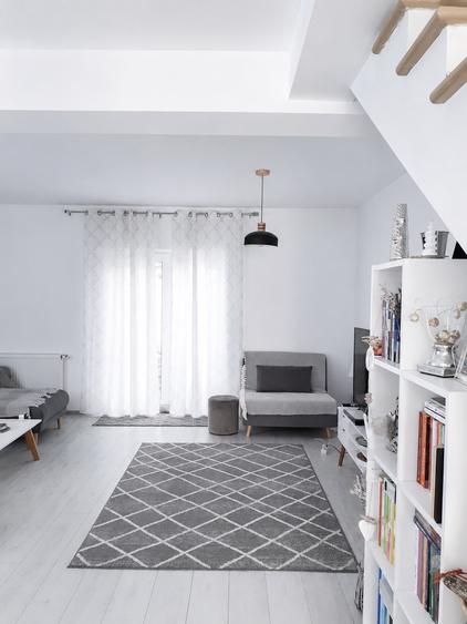 Casă individuală cu 4 camere cu Teren 230 Mp în Vișani