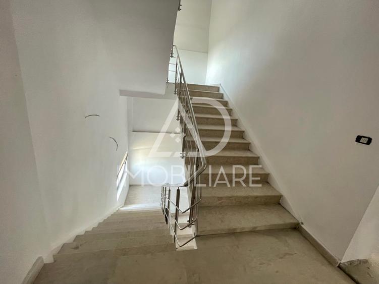 Spațiu comercial, de 600 mp, în Central