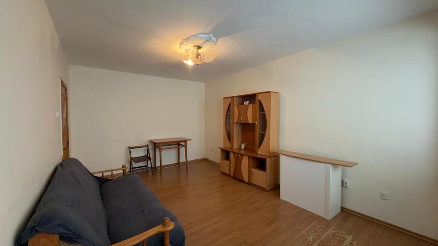 Apartament cu 2 camere decomandat, mobilat în Micro 21