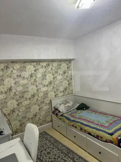 Apartament cu 4 camere decomandat, mobilat în Central