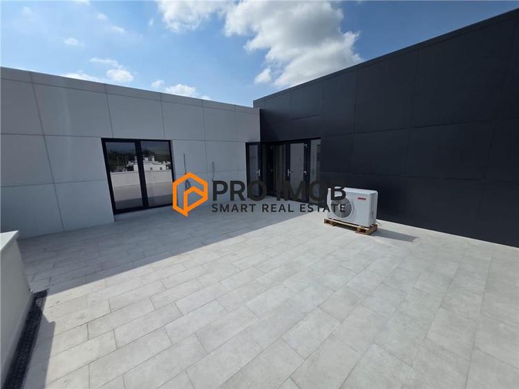 Apartament cu 5 camere decomandat în Câmpineanca