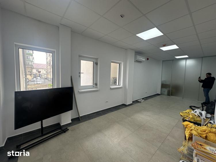Spațiu comercial, de 35 mp, în Central