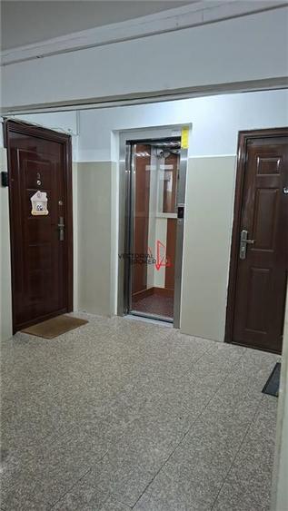 Apartament cu 3 camere decomandat în Basarabia