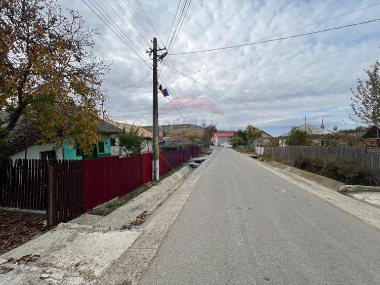 Casă individuală cu 5 camere cu Teren 967 Mp în Tisa-Silvestri