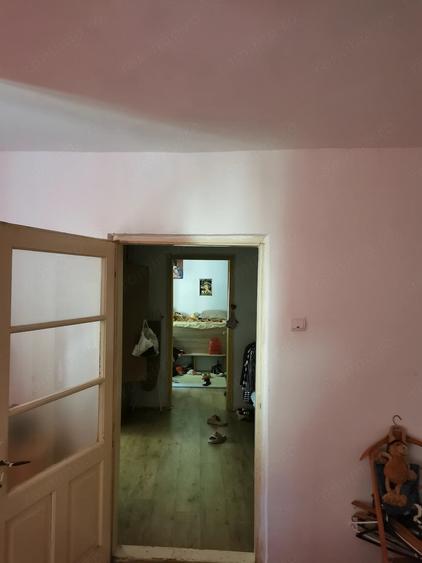 Casă cu 3 camere cu Teren 180 Mp în Exterior Vest