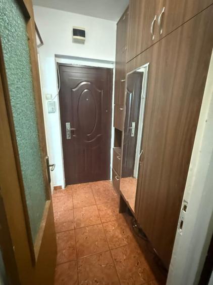 Garsoniera decomandata, 37.45 mp, zona Craiovi?a Noua - 5
