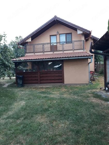 Casă cu Teren 1268 Mp în Central