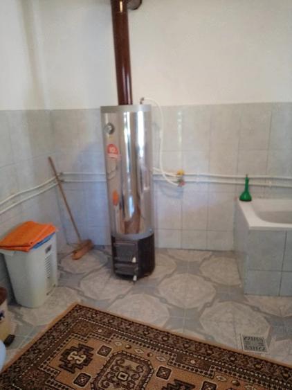 Casă cu 5 camere cu Teren 2040 Mp în Lipnița