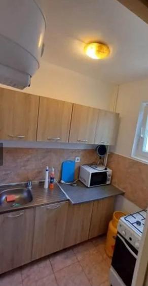 Apartament cu 2 camere semidecomandat în Tomis Nord