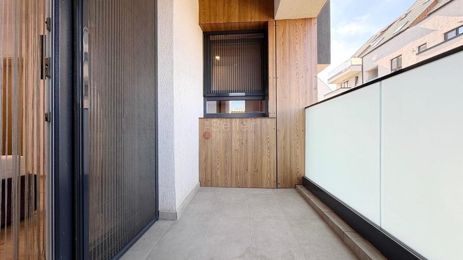 Apartament cu 2 camere decomandat, mobilat în Tractorul