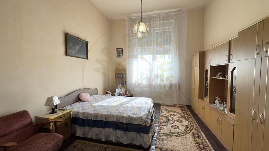 Casă individuală cu 4 camere cu Canalizare în Carei