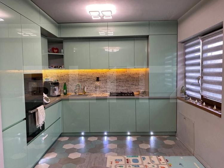 Casă cu 5 camere cu Teren 207 Mp în Central